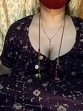 tuttifrutti17 online show from March 2025 08:38:02 PM