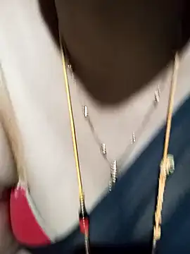 tuttifrutti17 online show from October 2025 06:09:02 PM