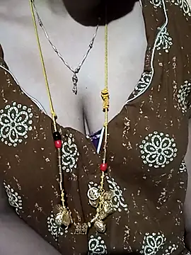 tuttifrutti17 online show from November 2025 05:05:02 PM