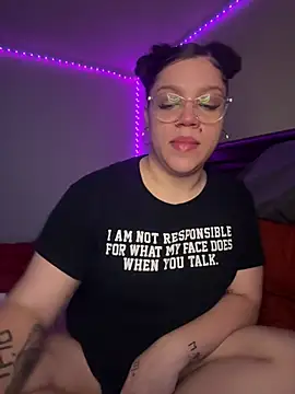 QueenNuttCollector online show from January 2026 12:45:02 PM