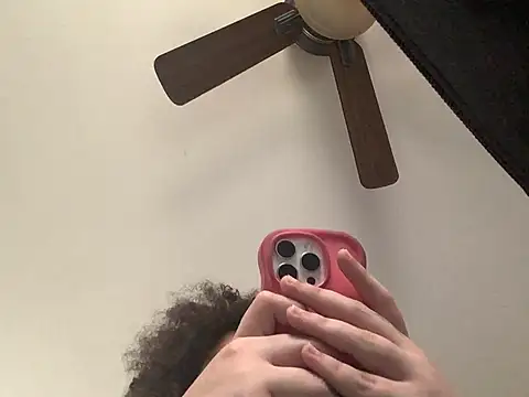 QueenNuttCollector online show from April 2026 08:53:02 PM