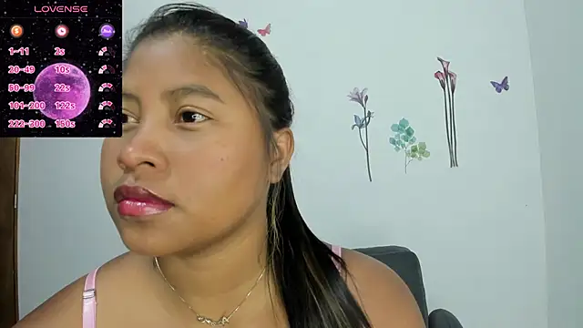 Snapshot of lunahot__07 chatting on March 2025 12:04:01 PM lunahot 07 online show from March 2025 12:04:01 PM