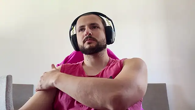 iurytx online show from November 2025 03:12:02 PM