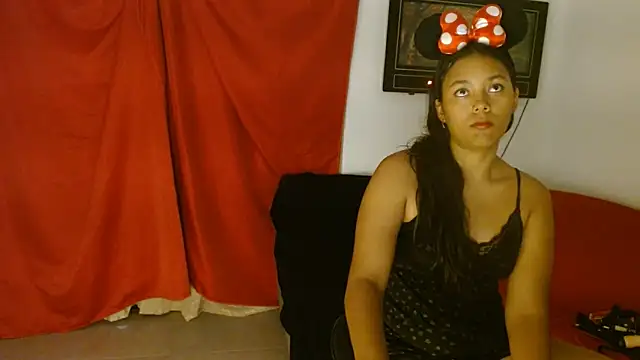 Chiara petterson online show from April 2026 03:15:01 AM