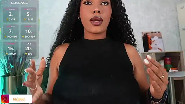 HOTBLACKANDWHITE2 online show from March 2026 03:39:02 AM