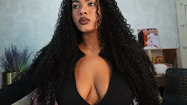 HOTBLACKANDWHITE2 online show from April 2026 03:46:02 AM