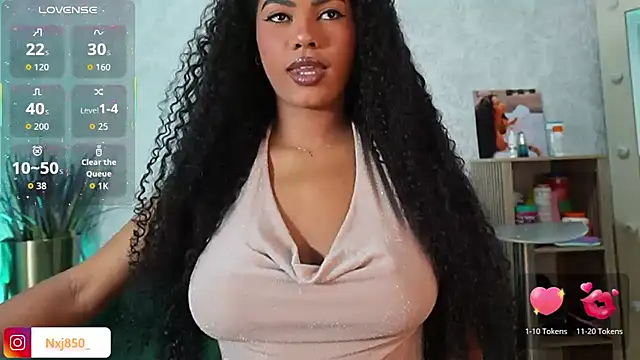 HOTBLACKANDWHITE2 online show from March 2026 04:13:01 AM