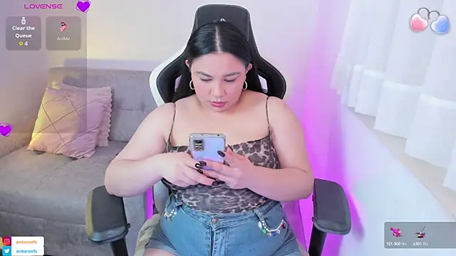 Snapshot of ambar-wells chatting on September 2025 05:42:02 PM ambar-wells online show from September 2025 05:42:02 PM