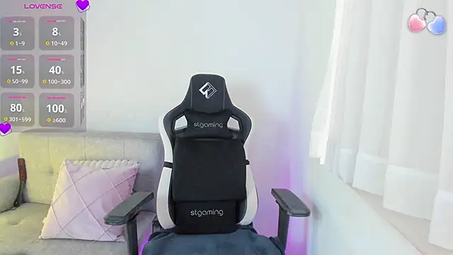 ambar-wells online show from March 2026 05:02:02 PM