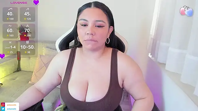 ambar-wells online show from December 2025 05:58:01 PM