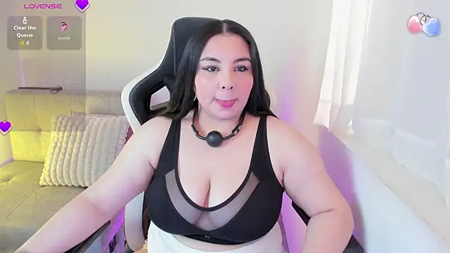 ambar-wells online show from July 2026 05:12:01 PM
