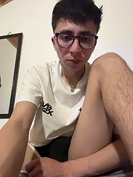 CamiRojas boy online show from December 2025 03:41:01 AM