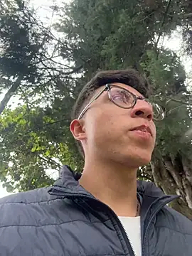 CamiRojas boy online show from May 2026 06:05:01 PM