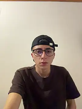 CamiRojas boy online show from November 2025 04:16:01 AM