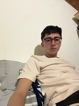 CamiRojas boy online show from December 2025 04:18:02 AM