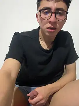 CamiRojas boy online show from March 2026 03:22:02 AM