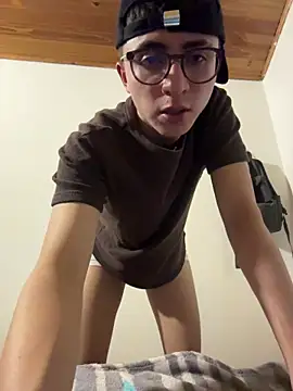 CamiRojas boy online show from February 2026 03:38:02 AM