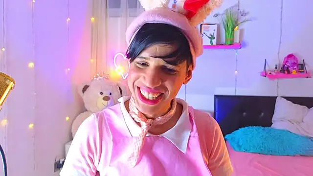 Snapshot of Ariel_Femboy_ chatting on October 2025 03:49:02 AM Ariel Femboy online show from October 2025 03:49:02 AM