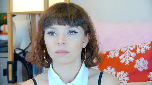 Snapshot of ElisabethDavis chatting on February 2026 02:49:02 PM ElisabethDavis online show from February 2026 02:49:02 PM