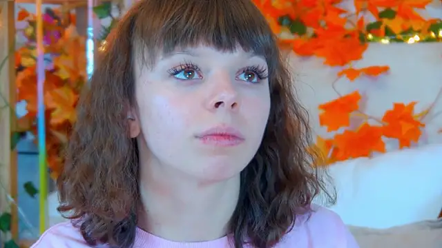 Snapshot of ElisabethDavis chatting on November 2025 04:33:02 PM ElisabethDavis online show from November 2025 04:33:02 PM