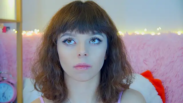 Snapshot of ElisabethDavis chatting on December 2025 03:24:01 PM ElisabethDavis online show from December 2025 03:24:01 PM