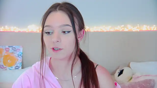 ElisabethDavis online show from February 2025 03:10:02 PM