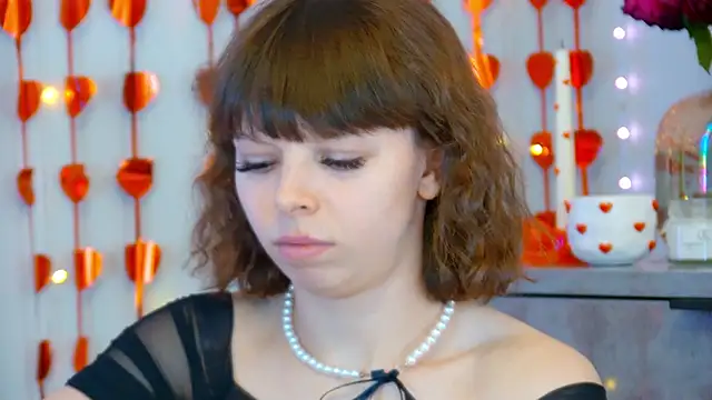 Snapshot of ElisabethDavis chatting on February 2026 06:32:01 PM ElisabethDavis online show from February 2026 06:32:01 PM