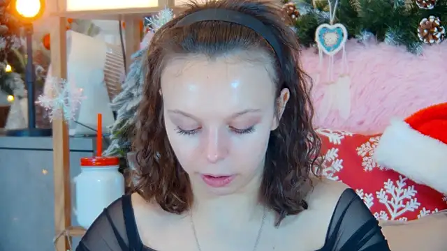 Snapshot of ElisabethDavis chatting on December 2025 03:12:01 PM ElisabethDavis online show from December 2025 03:12:01 PM