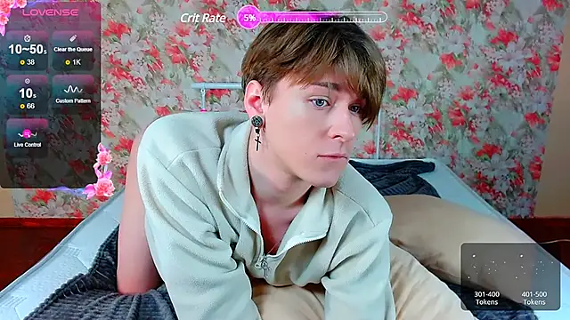 Snapshot of _YummyTony_ chatting on February 2025 02:19:02 PM YummyTony online show from February 2025 02:19:02 PM