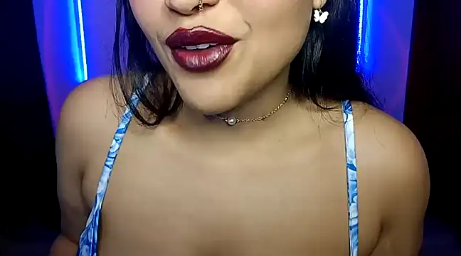 Snapshot of Lucy_kanne chatting on January 2025 09:18:02 PM Lucy kanne online show from January 2025 09:18:02 PM