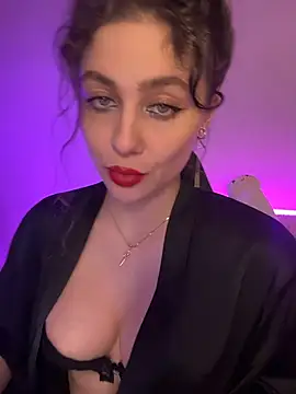 Snapshot of Your_insomniya chatting on November 2025 08:20:02 PM Your insomniya online show from November 2025 08:20:02 PM