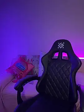 Your insomniya online show from April 2026 09:21:02 PM