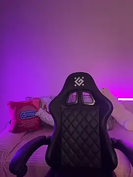 Your insomniya online show from February 2026 08:17:02 PM