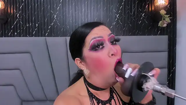 Snapshot of Angie_Will chatting on December 2025 09:15:01 PM Angie Will online show from December 2025 09:15:01 PM