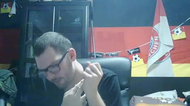 Die-geile-Sau online show from January 2026 09:18:02 PM