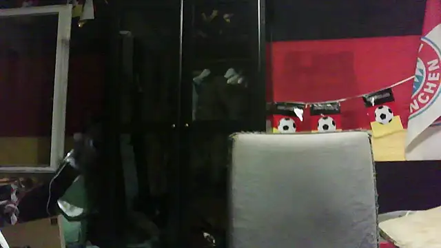 Snapshot of Die-geile-Sau chatting on September 2025 08:25:01 PM Die-geile-Sau online show from September 2025 08:25:01 PM