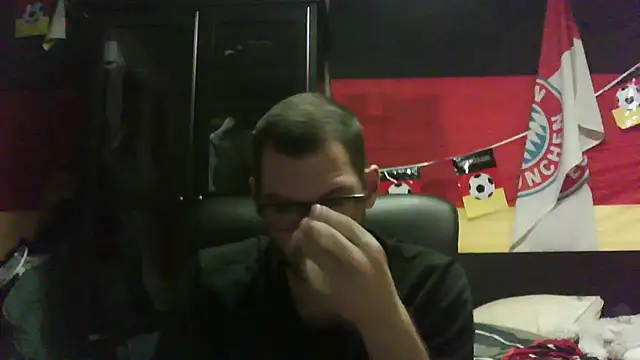 Die-geile-Sau online show from November 2025 09:24:01 PM