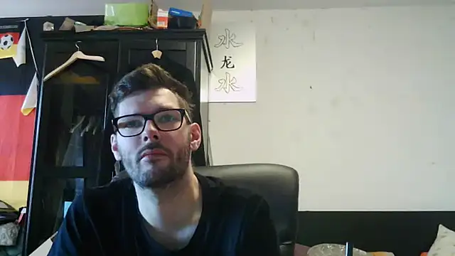 Snapshot of Die-geile-Sau chatting on May 2026 01:04:01 PM Die-geile-Sau online show from May 2026 01:04:01 PM
