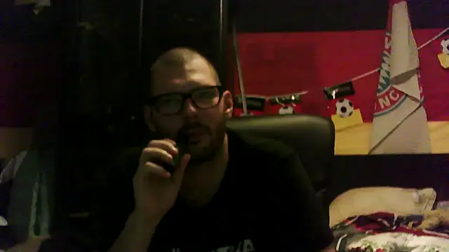 Die-geile-Sau online show from December 2025 09:16:02 PM