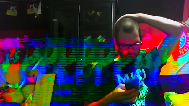 Snapshot of Die-geile-Sau chatting on October 2025 08:28:02 PM Die-geile-Sau online show from October 2025 08:28:02 PM