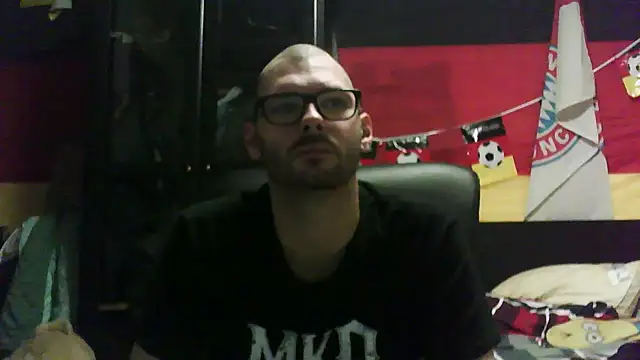 Die-geile-Sau online show from November 2025 08:20:02 PM