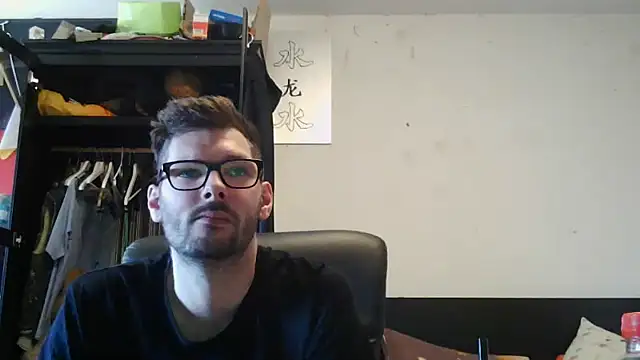 Snapshot of Die-geile-Sau chatting on May 2026 01:25:01 PM Die-geile-Sau online show from May 2026 01:25:01 PM