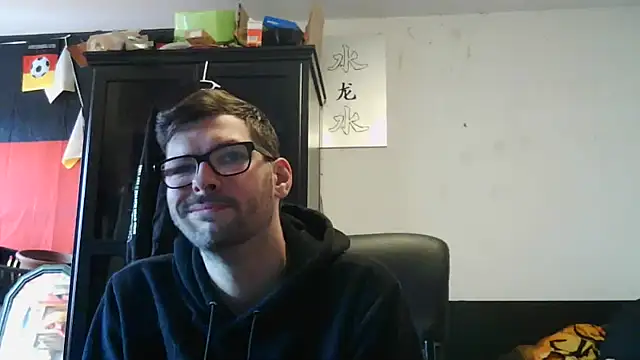 Snapshot of Die-geile-Sau chatting on May 2026 12:24:02 PM Die-geile-Sau online show from May 2026 12:24:02 PM