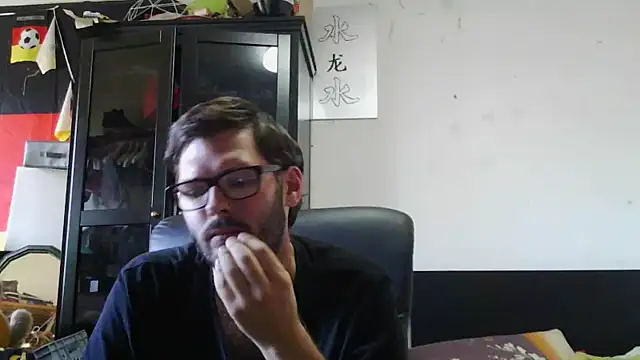 Snapshot of Die-geile-Sau chatting on July 2026 04:04:02 PM Die-geile-Sau online show from July 2026 04:04:02 PM