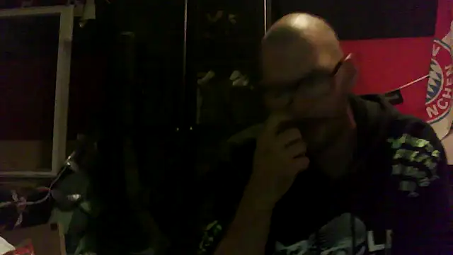 Snapshot of Die-geile-Sau chatting on September 2025 07:58:02 PM Die-geile-Sau online show from September 2025 07:58:02 PM