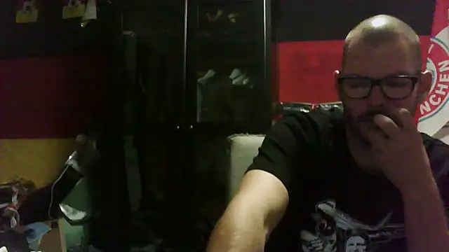 Snapshot of Die-geile-Sau chatting on September 2025 08:04:02 PM Die-geile-Sau online show from September 2025 08:04:02 PM