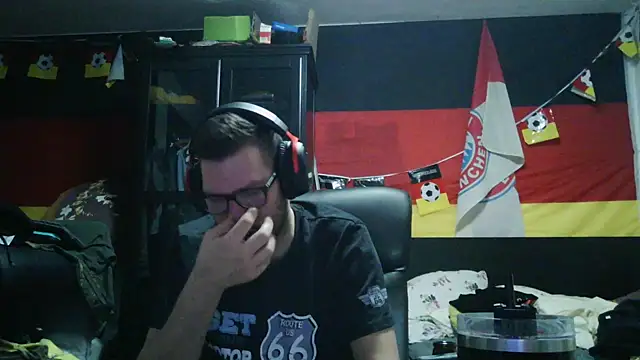 Die-geile-Sau online show from March 2026 10:33:02 PM