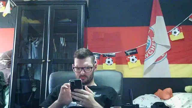 Die-geile-Sau online show from March 2026 02:29:01 PM