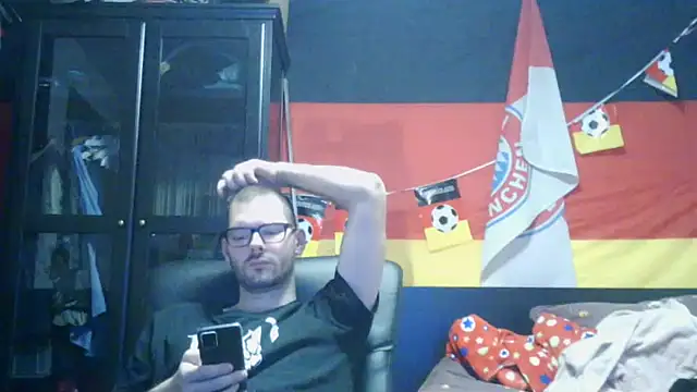 Die-geile-Sau online show from January 2026 08:24:02 PM