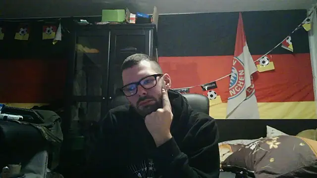 Die-geile-Sau online show from February 2026 09:32:02 PM